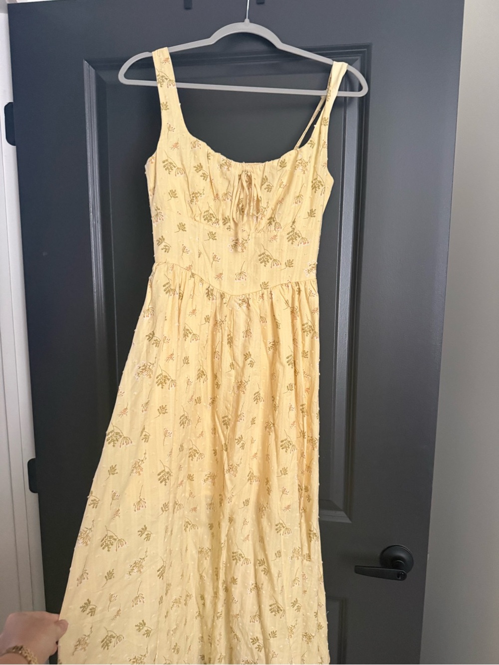 Women’s Yellow Floral Sleeveless Sundress